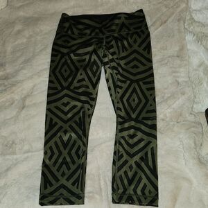 Lululemon Cropped Black and Green Leggings
